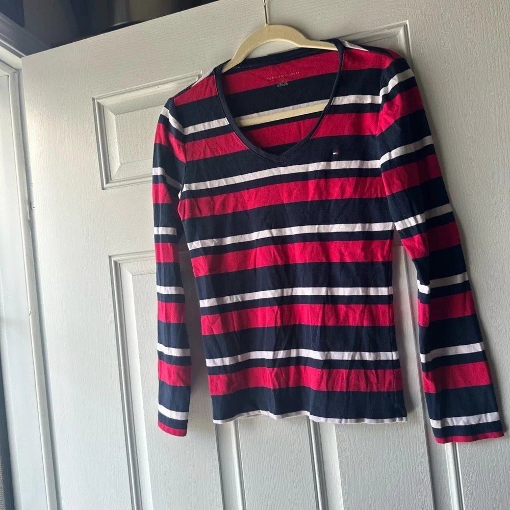 Tommy Hilfiger Red and Navy Striped Tee M